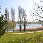 Hotel Espace Leonard De Vinci 3*