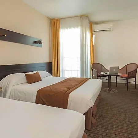 Espace Leonard De Vinci 3*