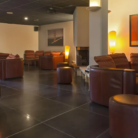 Espace Leonard De Vinci Hotel