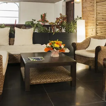 Hotel Espace Leonard De Vinci Lisses