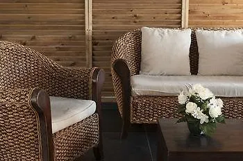 מלון Espace Leonard De Vinci 3*