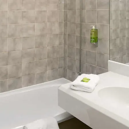 Espace Leonard De Vinci 3*