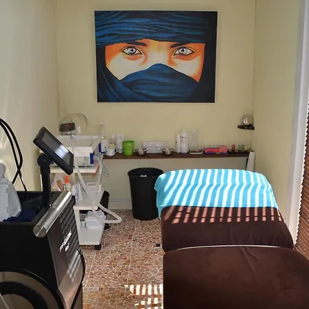 Espace Leonard De Vinci Hotel Lisses