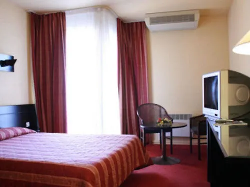 Hotel Espace Leonard De Vinci Lisses