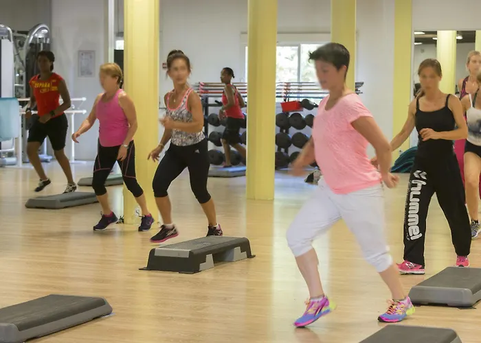 Espace Leonard De Vinci 3* Lisses